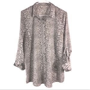 Trendy Gray Snakeprint Blouse